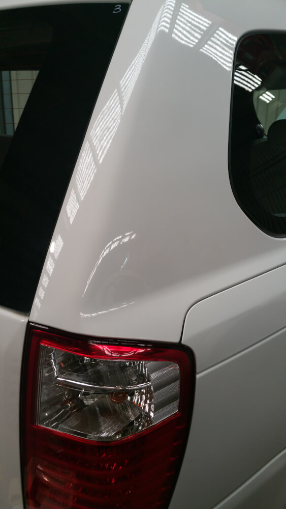 Kia Carnival - Right-Hand "D" Pillar - After