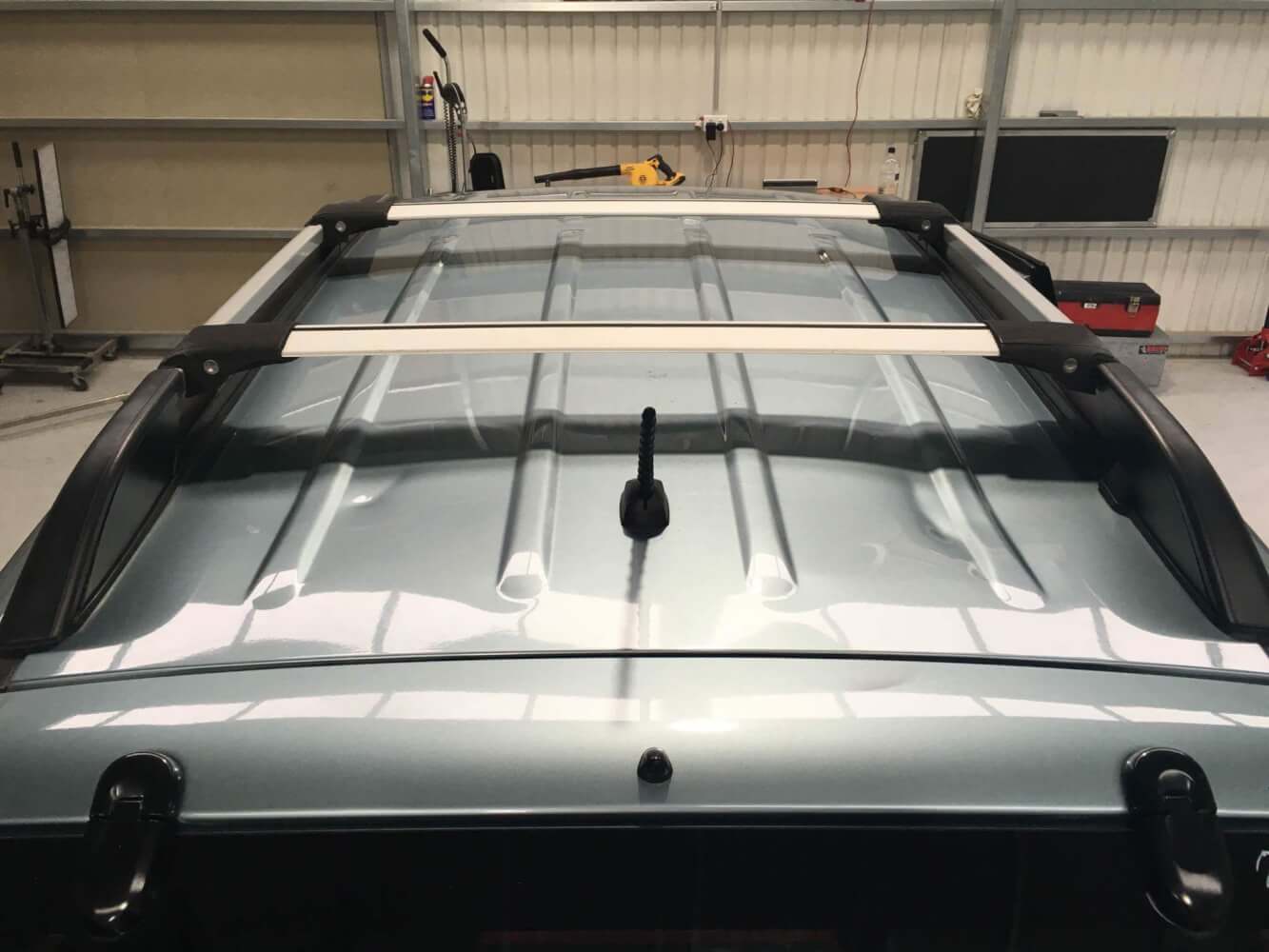 Hyundai Tucson - Roof - Before